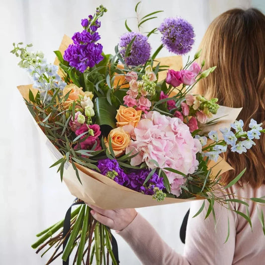 Monthly Flower Subscription - Luxury Bouquet (Large Size)